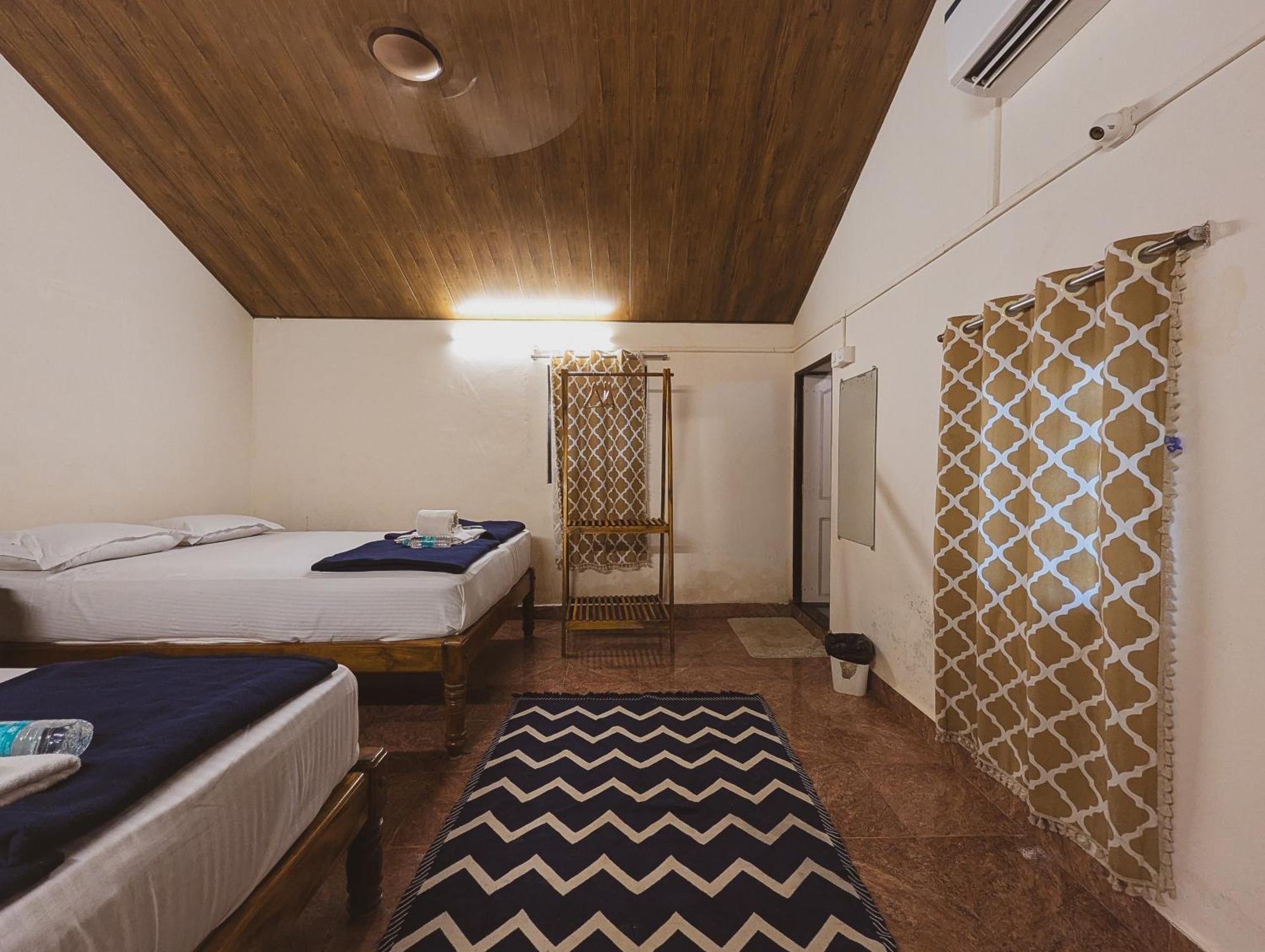 Sunset Cafe Beach Stay Gokarna  Exterior photo
