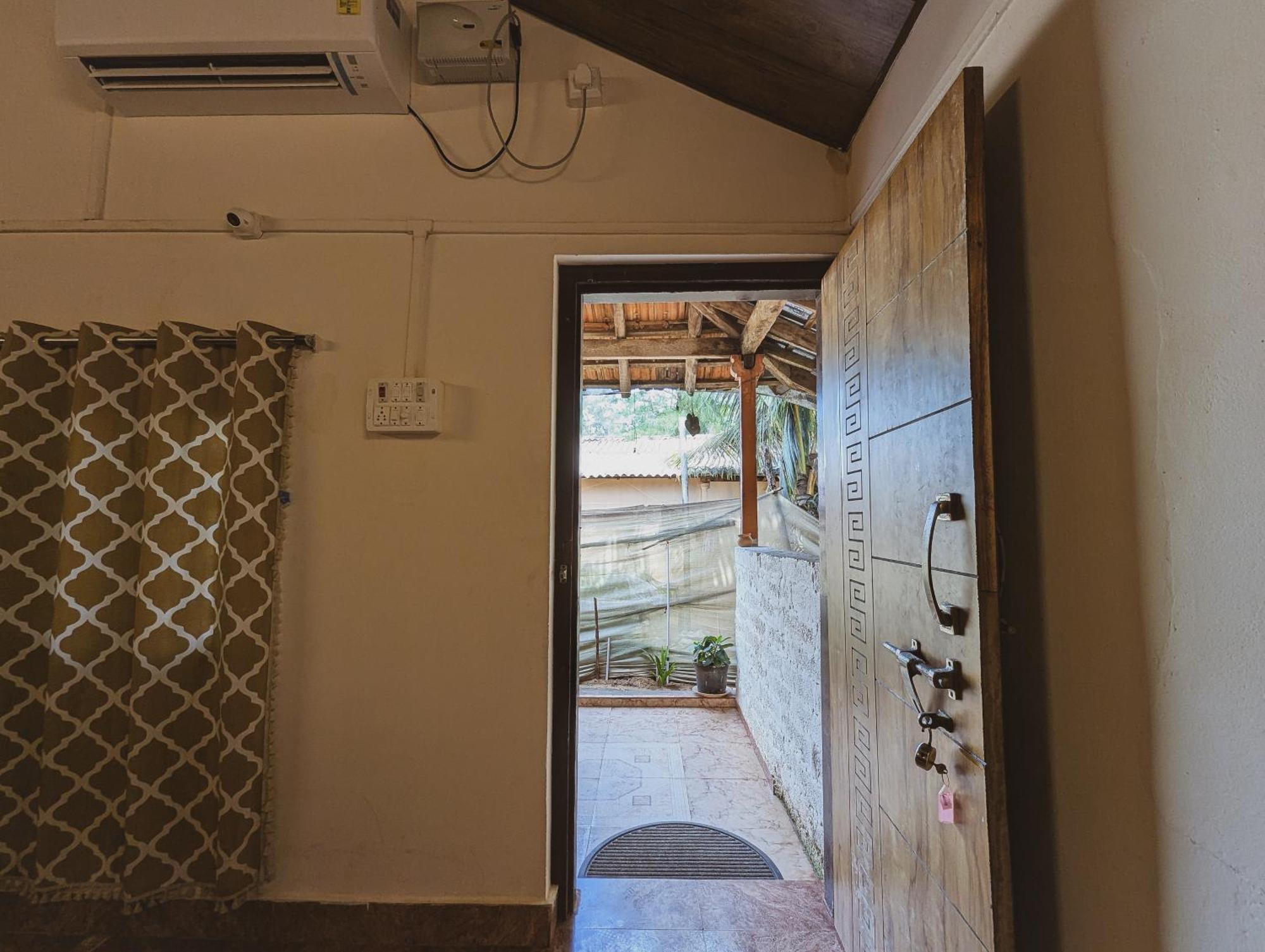 Sunset Cafe Beach Stay Gokarna  Exterior photo