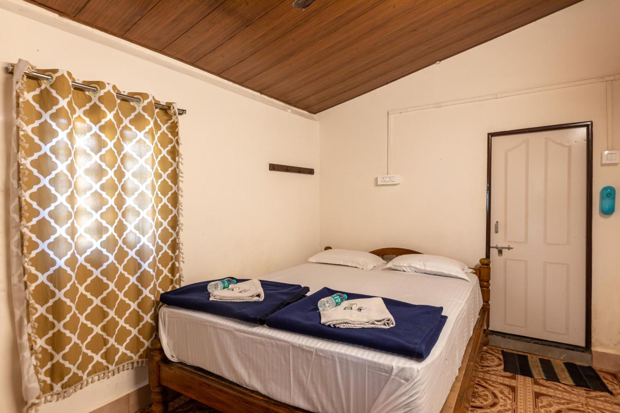 Sunset Cafe Beach Stay Gokarna  Exterior photo